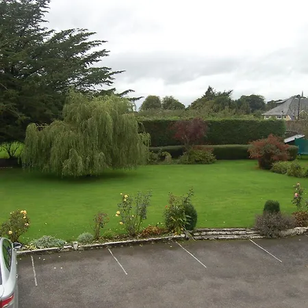 Panzió The Gardens Guest