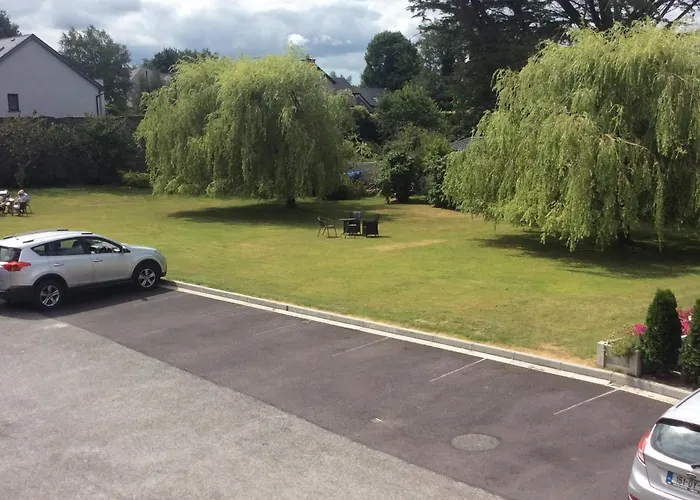 The Gardens Guest Couette-café