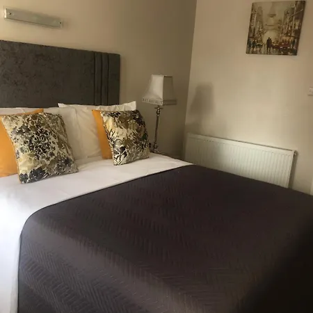 ベッド・アンド・ブレックファスト The Gardens Guest 3*