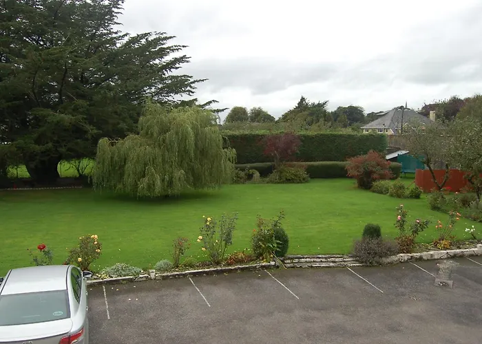 Bed and Breakfast The Gardens Guest